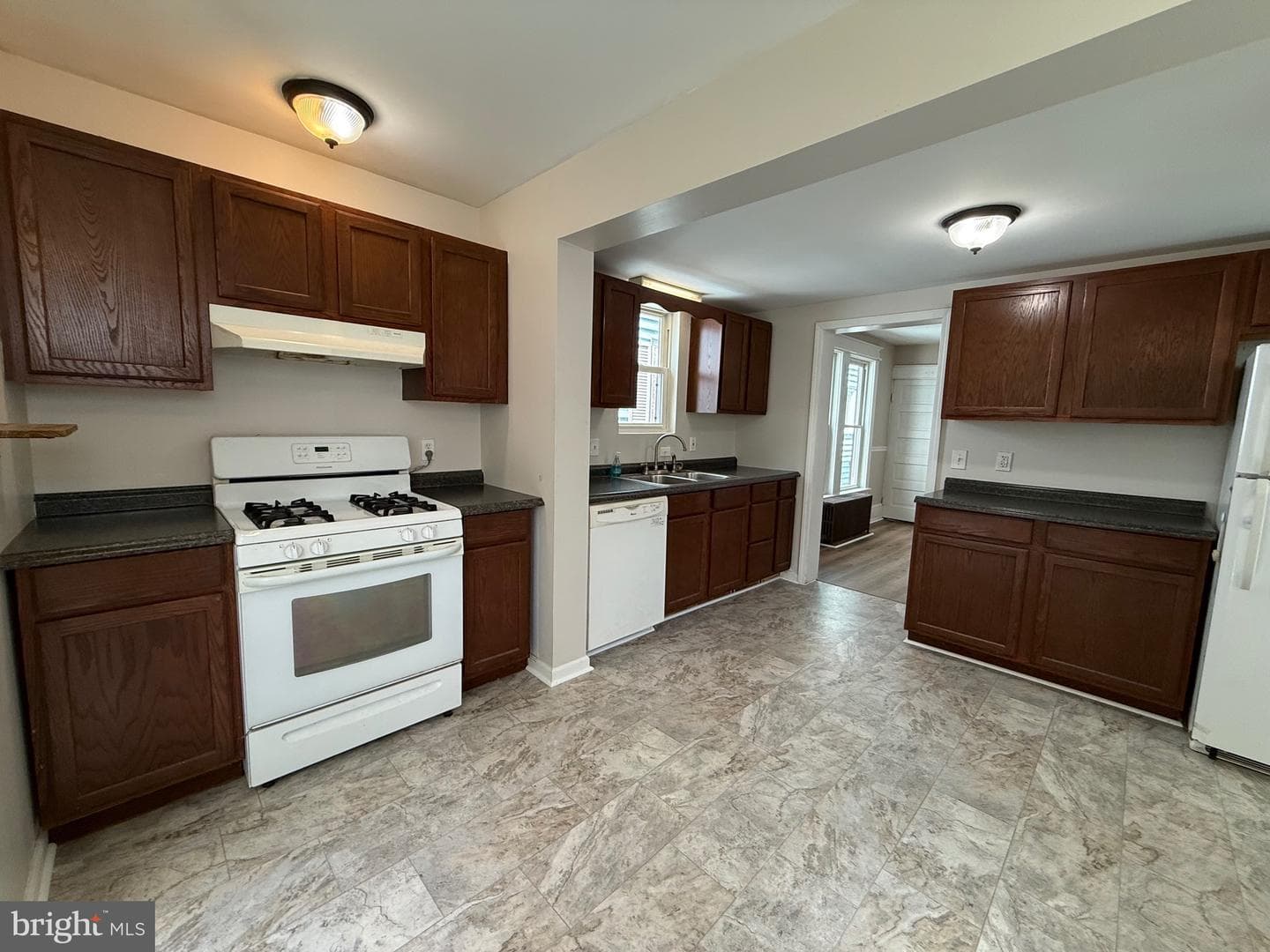 1512 Moore Street photo 48