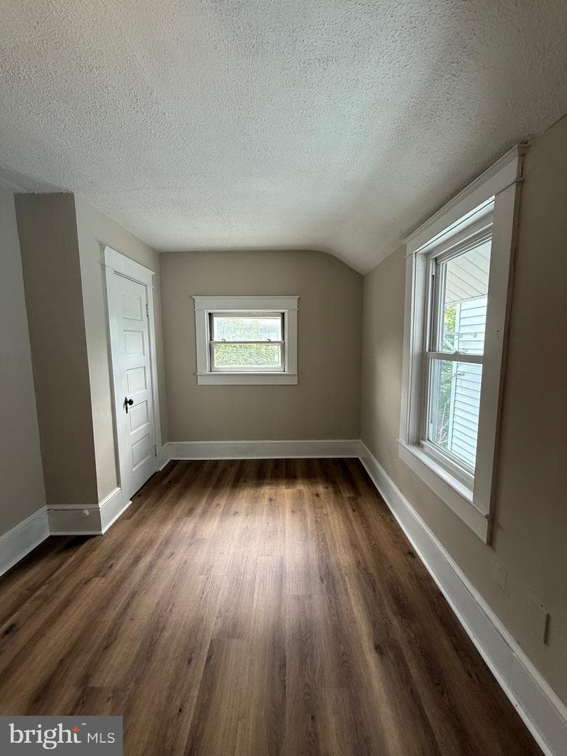1512 Moore Street photo 58
