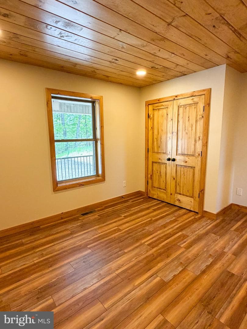 7776 Echo Heights Drive photo 21