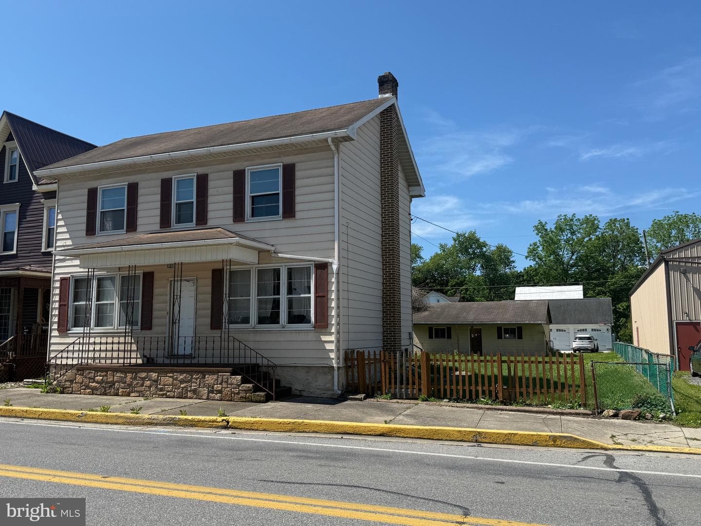 366 Ridgley Street photo 22