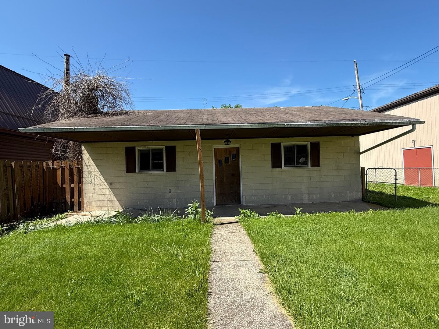 366 Ridgley Street photo 65