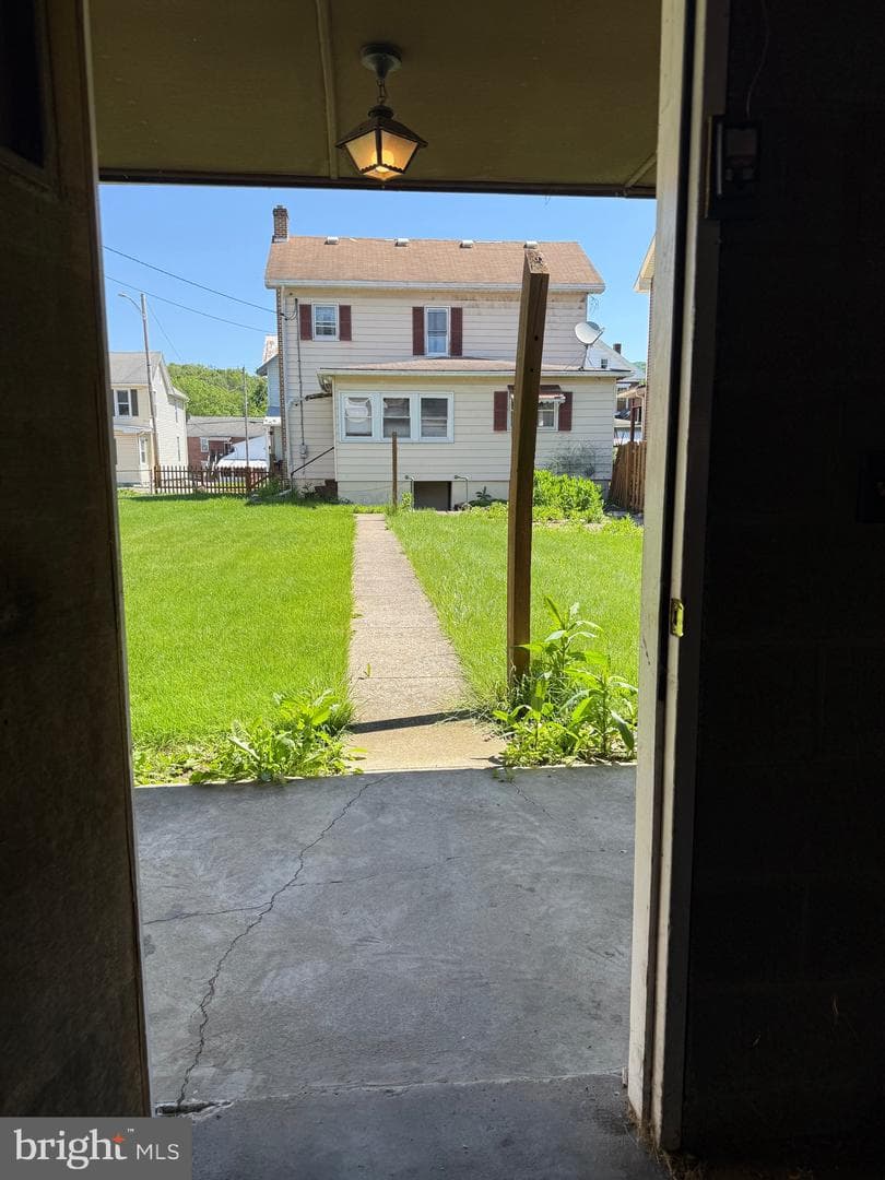 366 Ridgley Street photo 73
