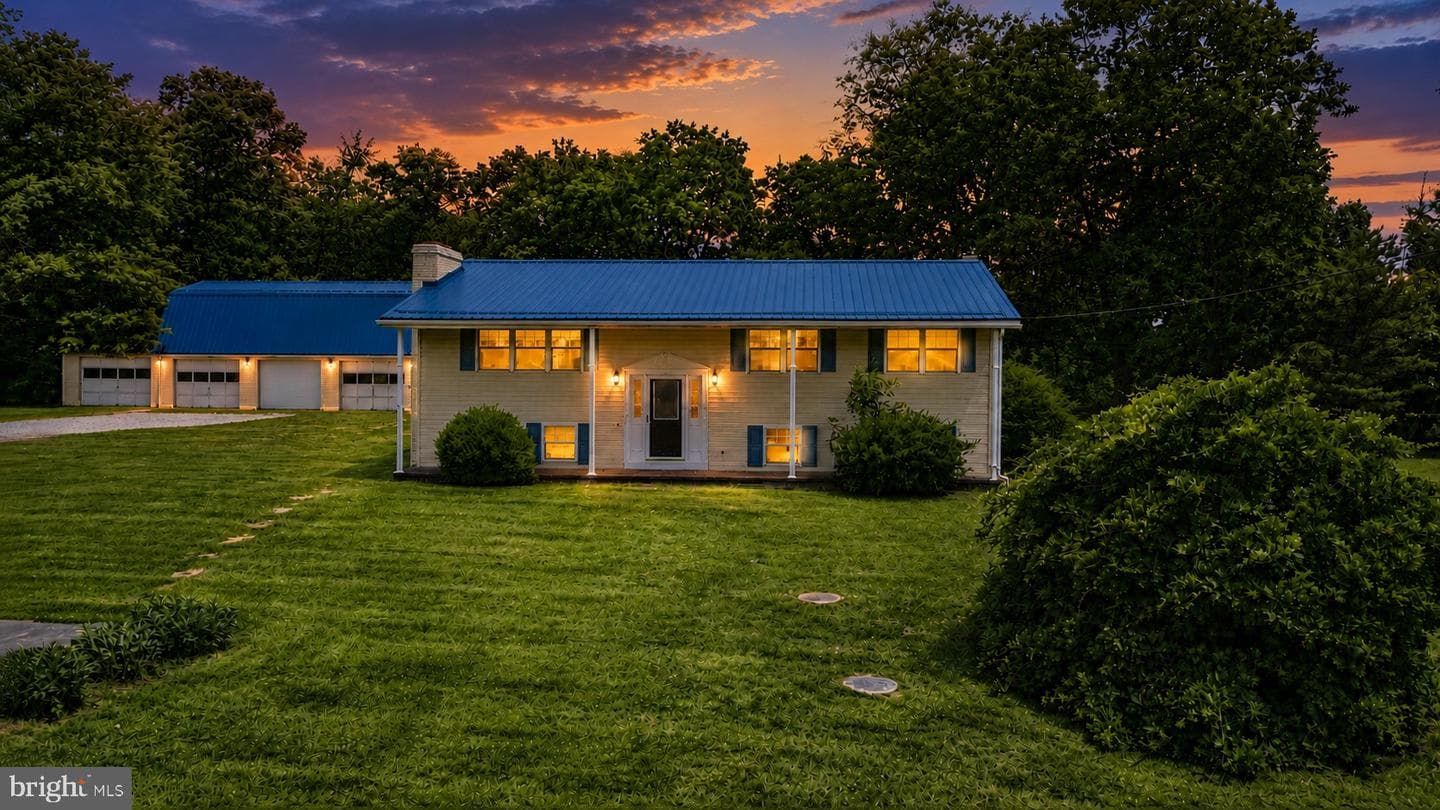 4249 Gable Drive, Hesston