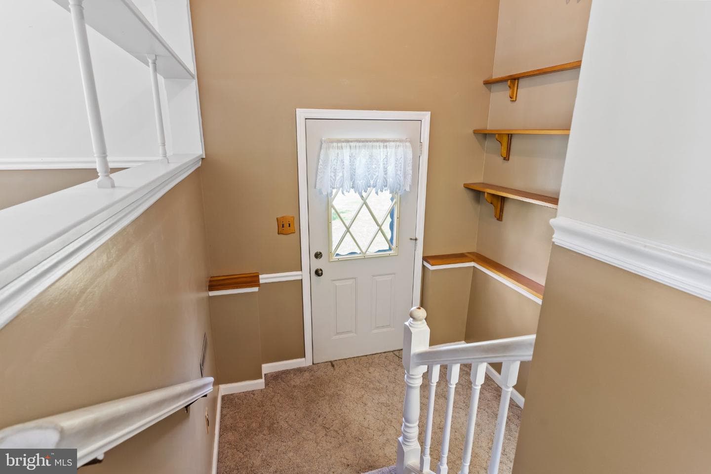 9336 Cherry Hill Drive photo 5