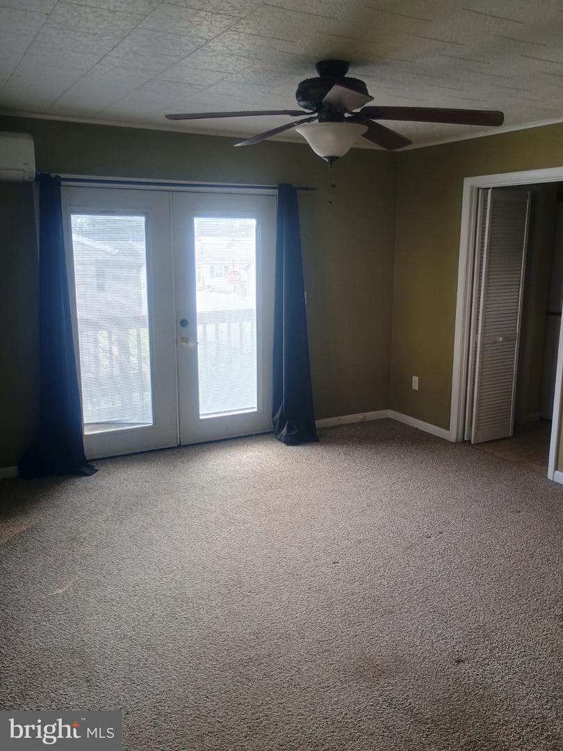 306 Ridgley Street photo 8