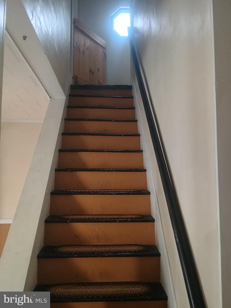 306 Ridgley Street photo 9