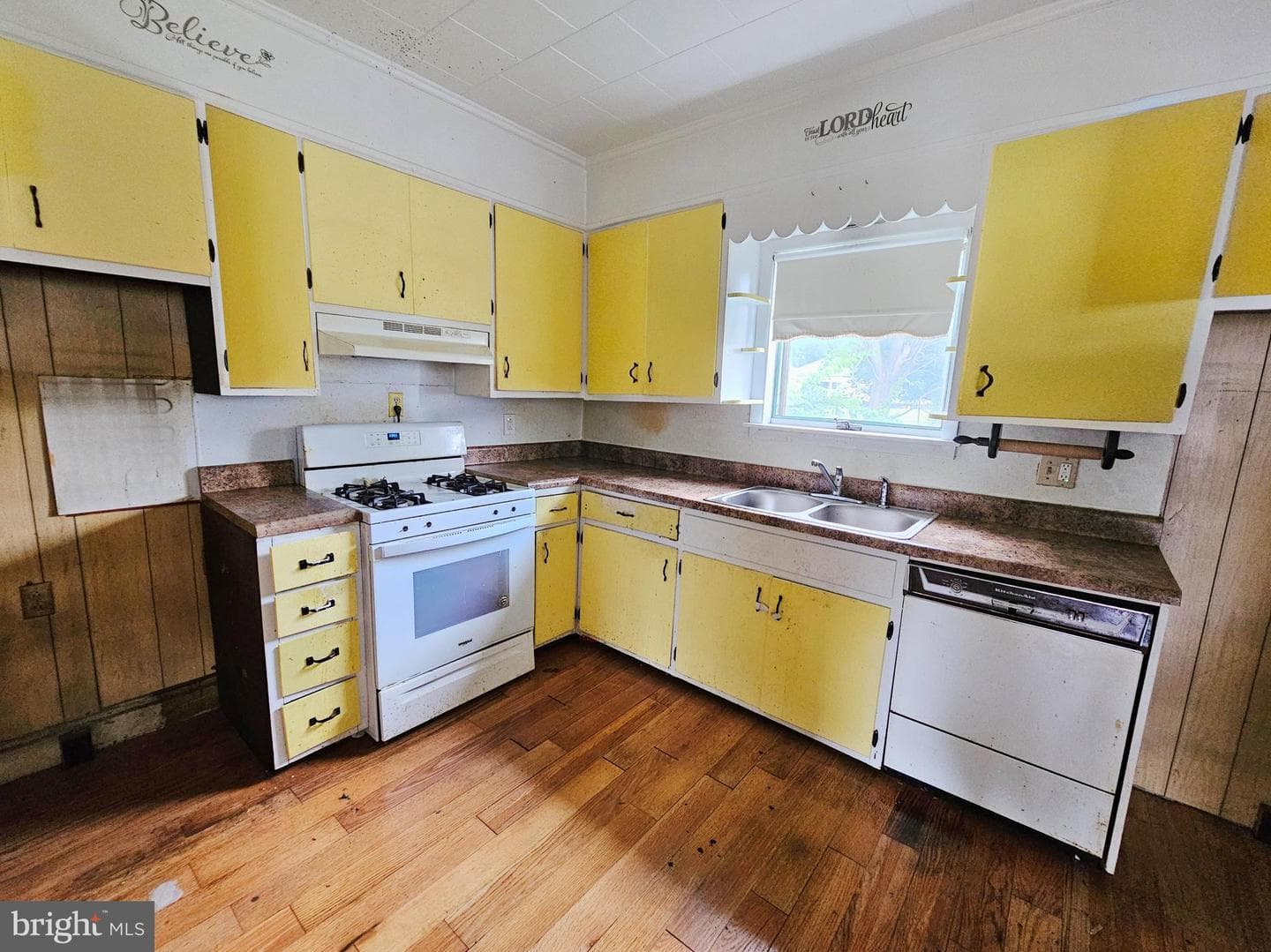 118 W Walnut Street photo 5