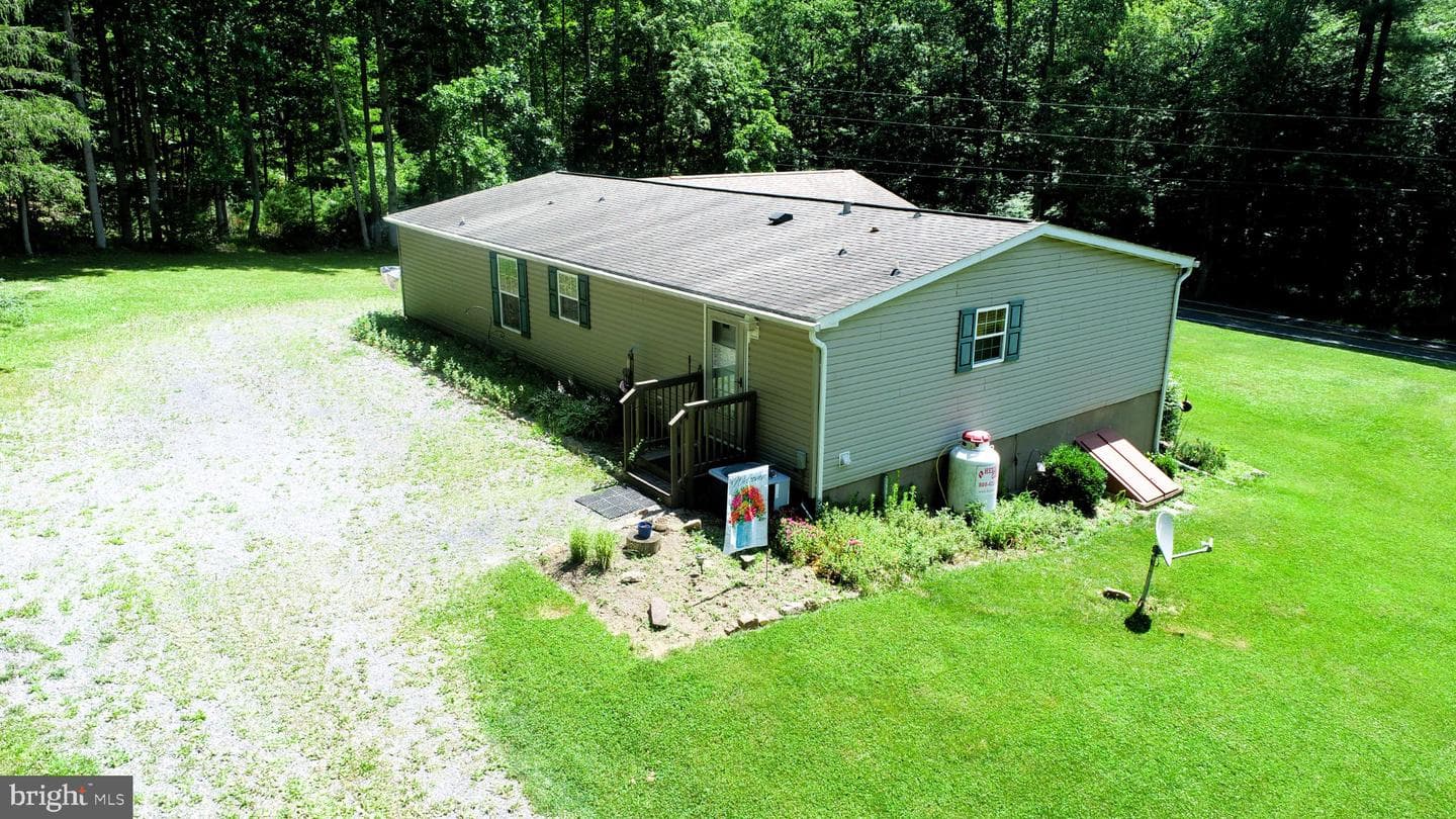 2976 Charter Oak Rd photo 3