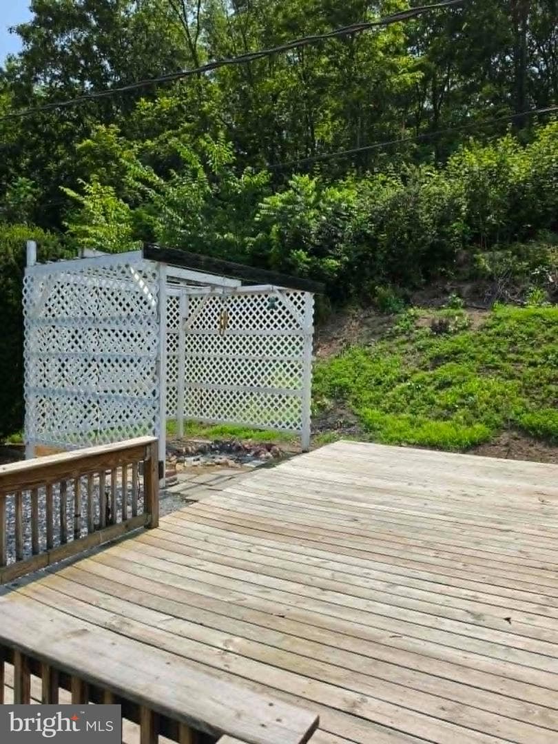 3400 Streamside Drive photo 18