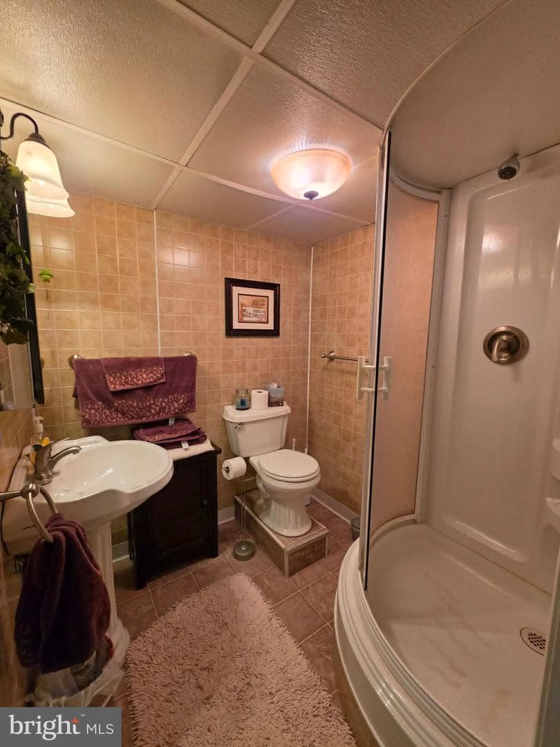 3400 Streamside Drive photo 25