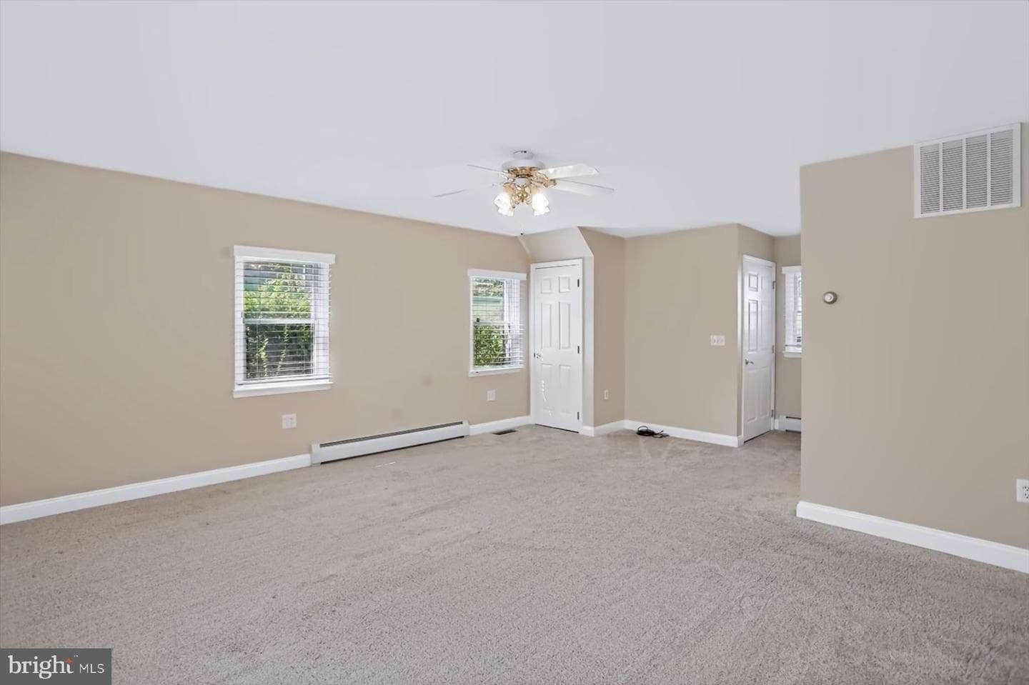 20228 2nd Street photo 18