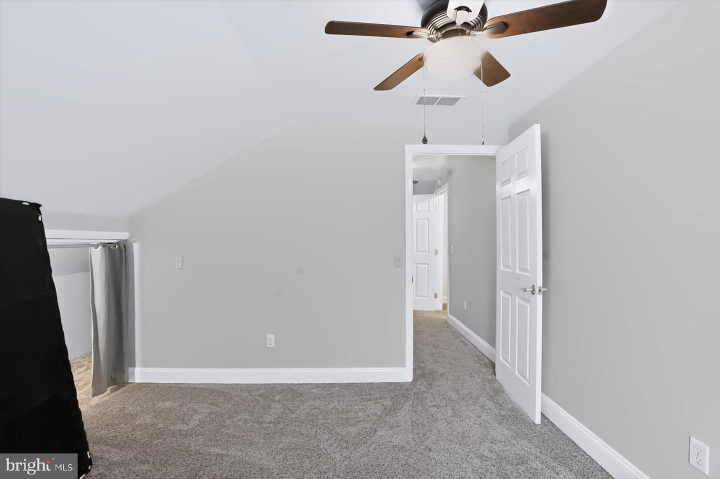 20228 2nd Street photo 29