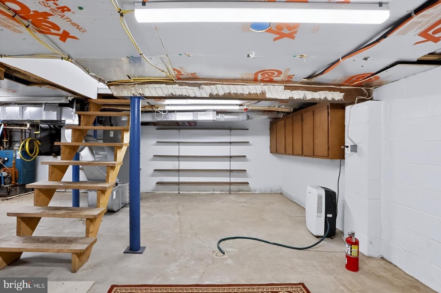 20228 2nd Street photo 32