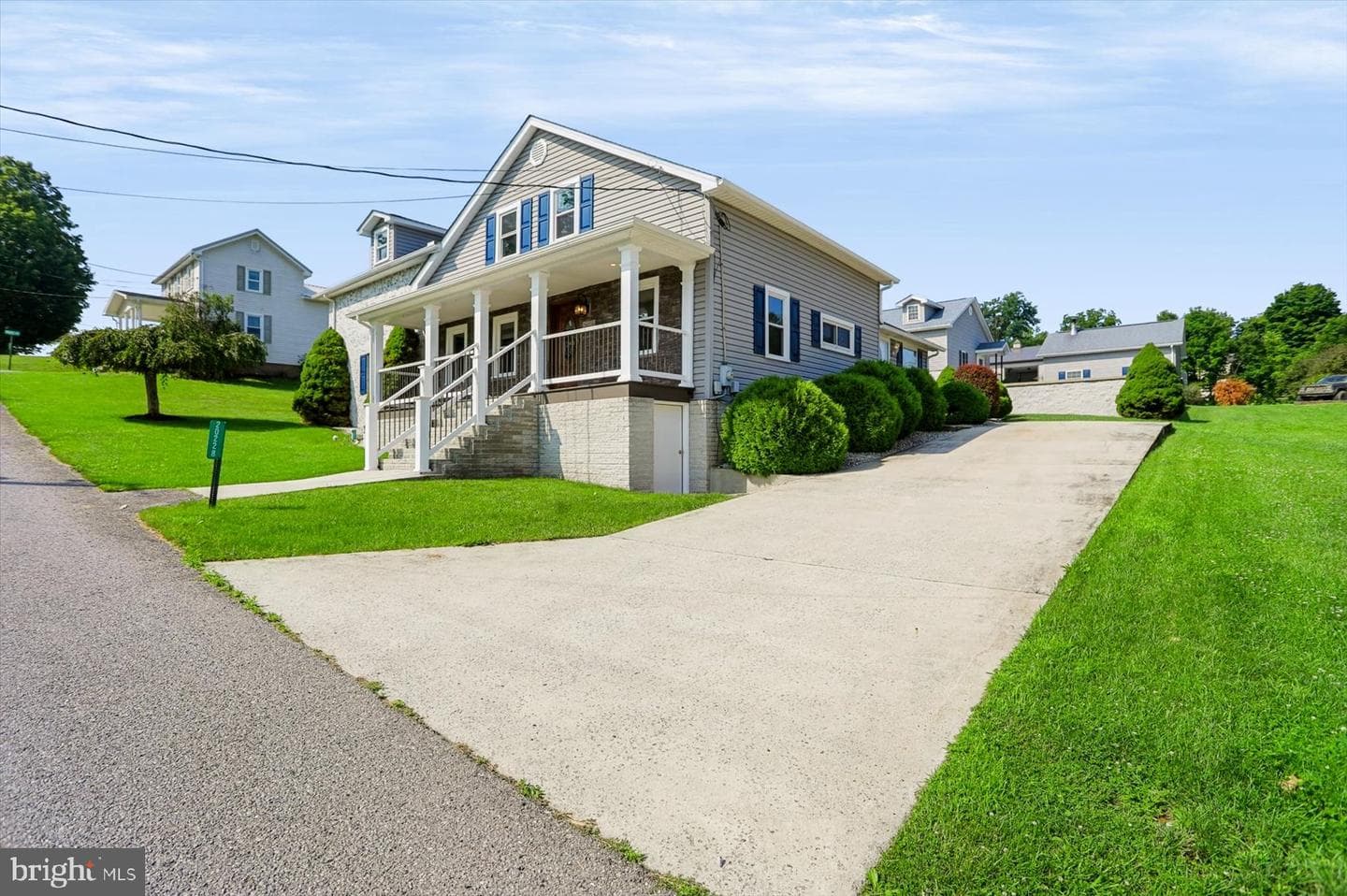 20228 2nd Street photo 39