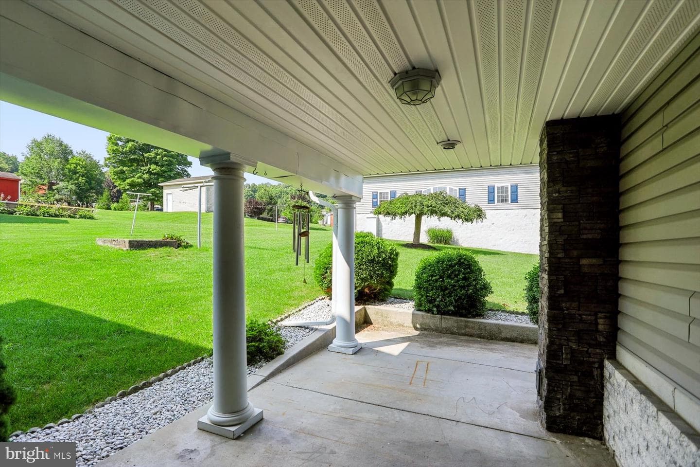20228 2nd Street photo 40