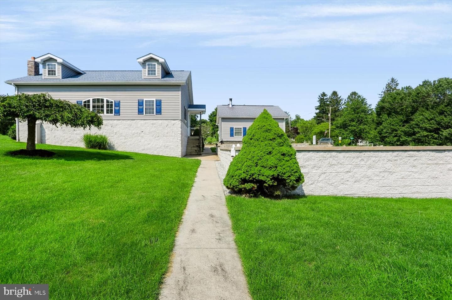 20228 2nd Street photo 41
