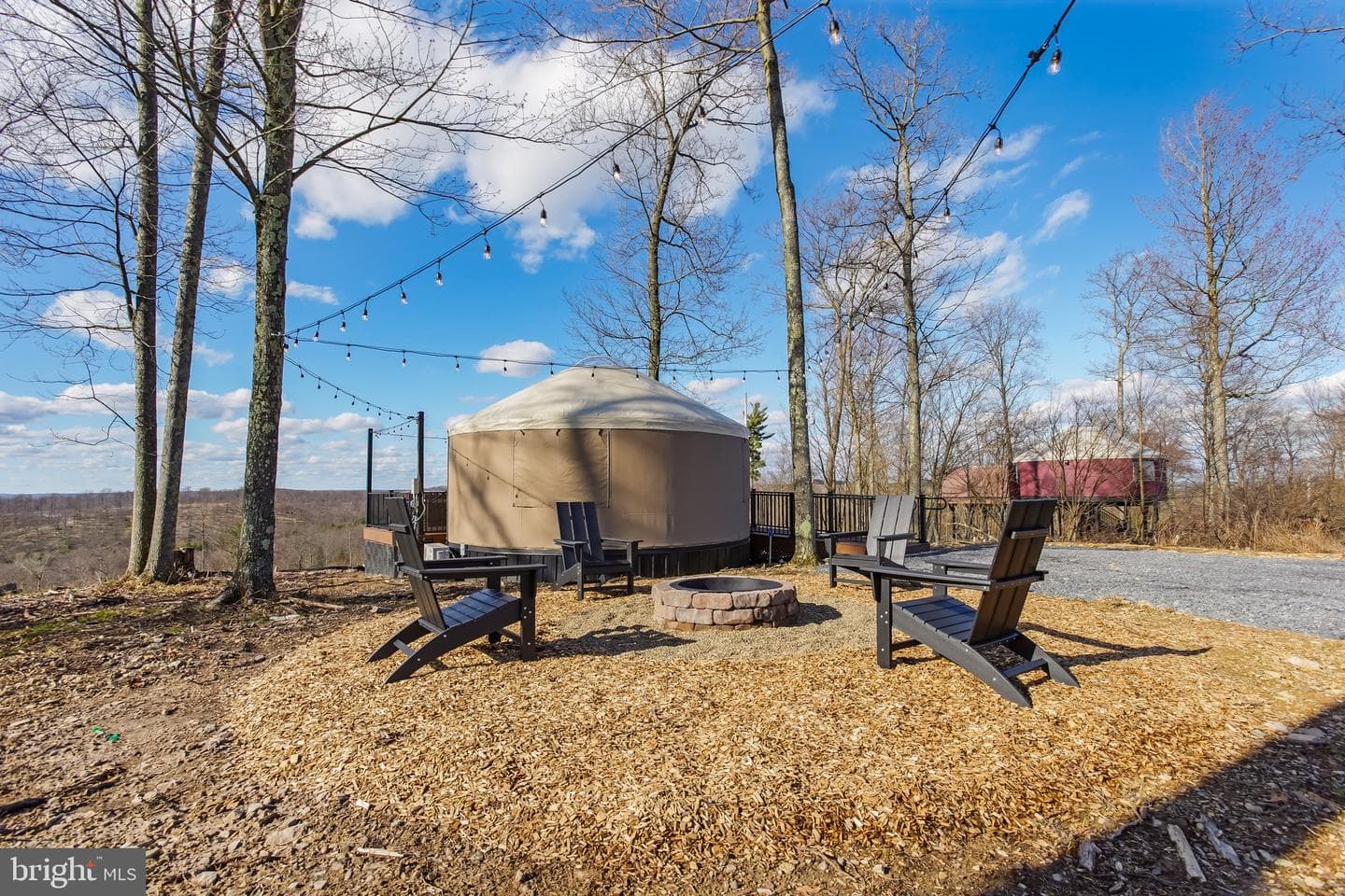 230 Yurt Lane photo 47