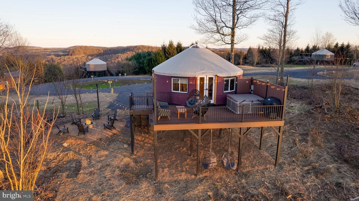 230 Yurt Lane photo 55
