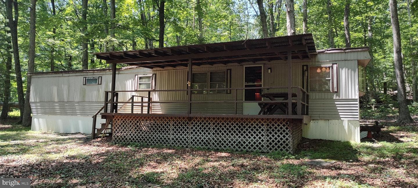88 Farm House Ln photo 2