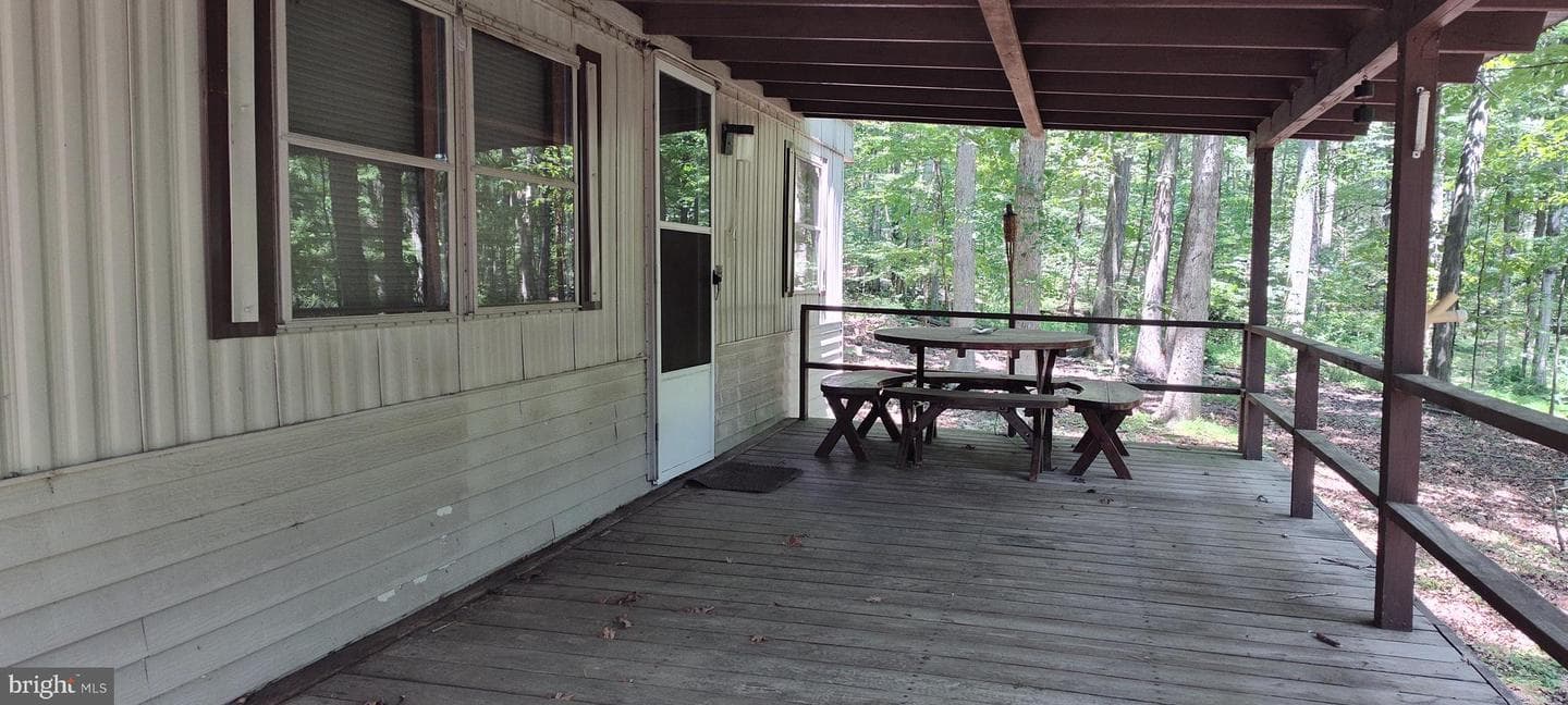 88 Farm House Ln photo 3