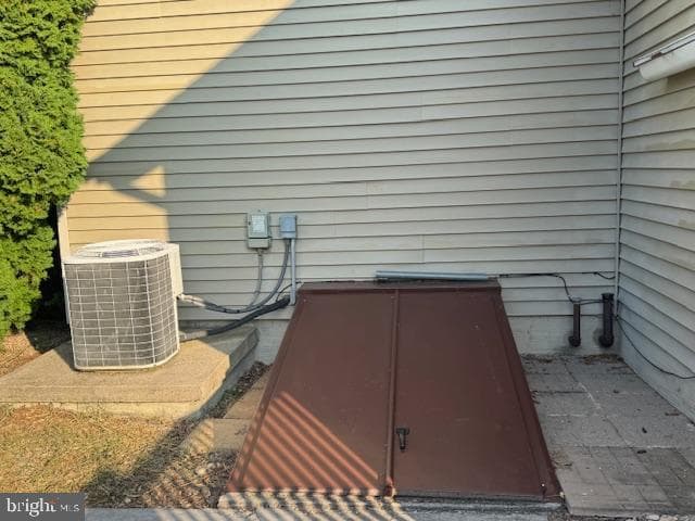 255 Sycamore Drive photo 21