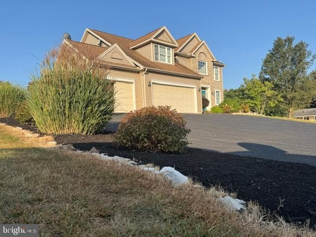 255 Sycamore Drive photo 3