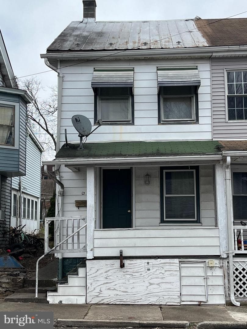 13 S Front Street, Mifflintown
