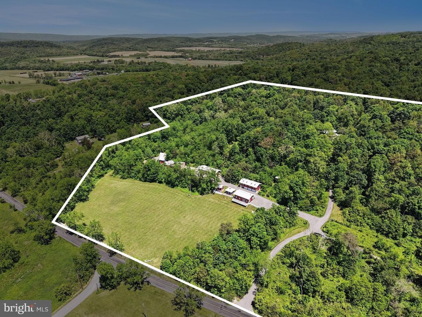 1339 Spruce Hill Road photo 4