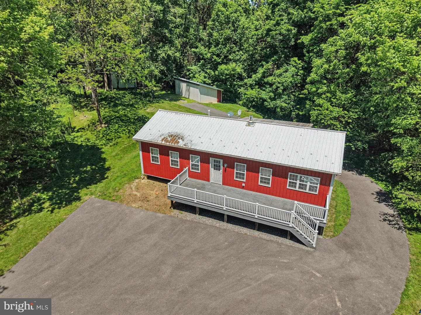 1339 Spruce Hill Road photo 50