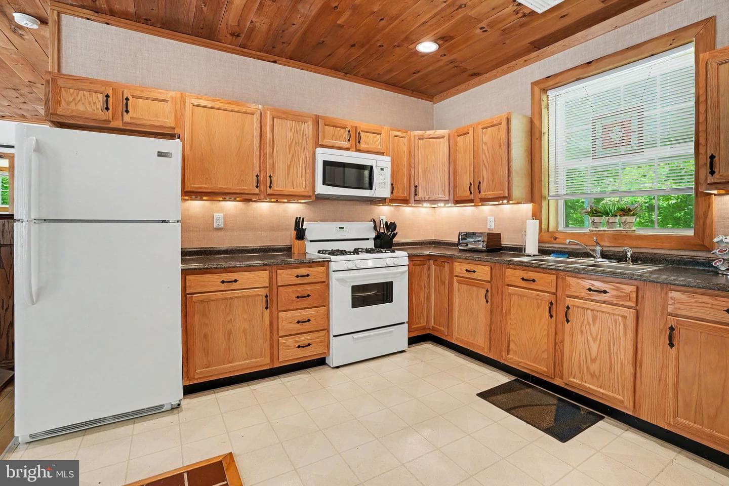 1339 Spruce Hill Road photo 53