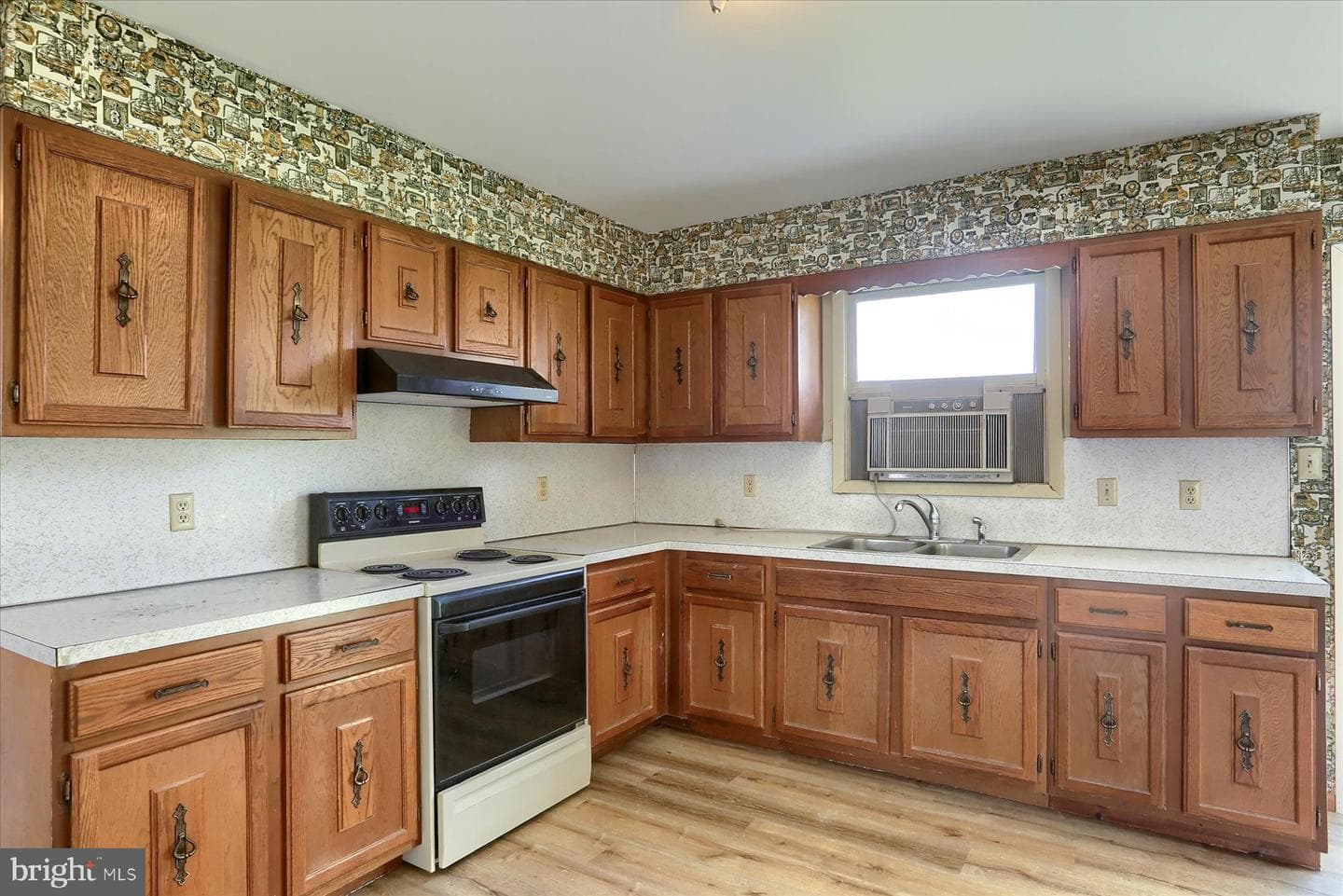 77 Texs Park Drive photo 10