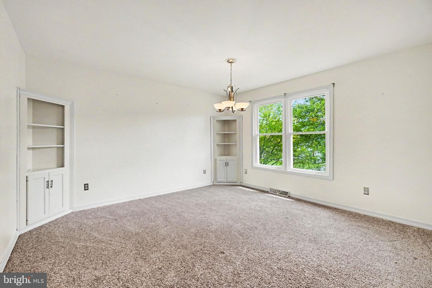 158 Farm Drive photo 5