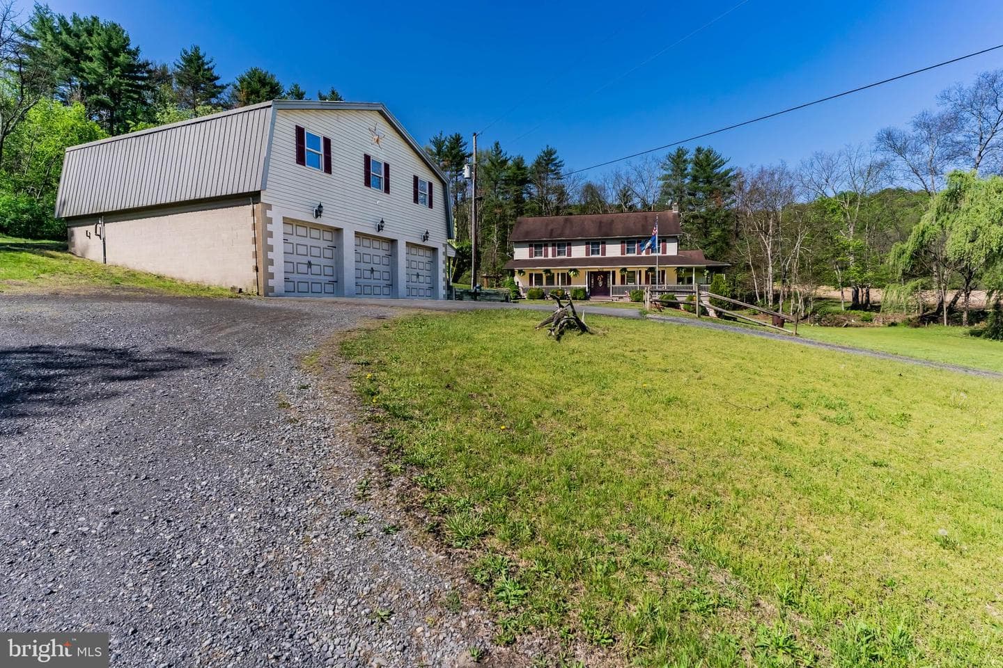 2582 Middle Road, Honey Grove