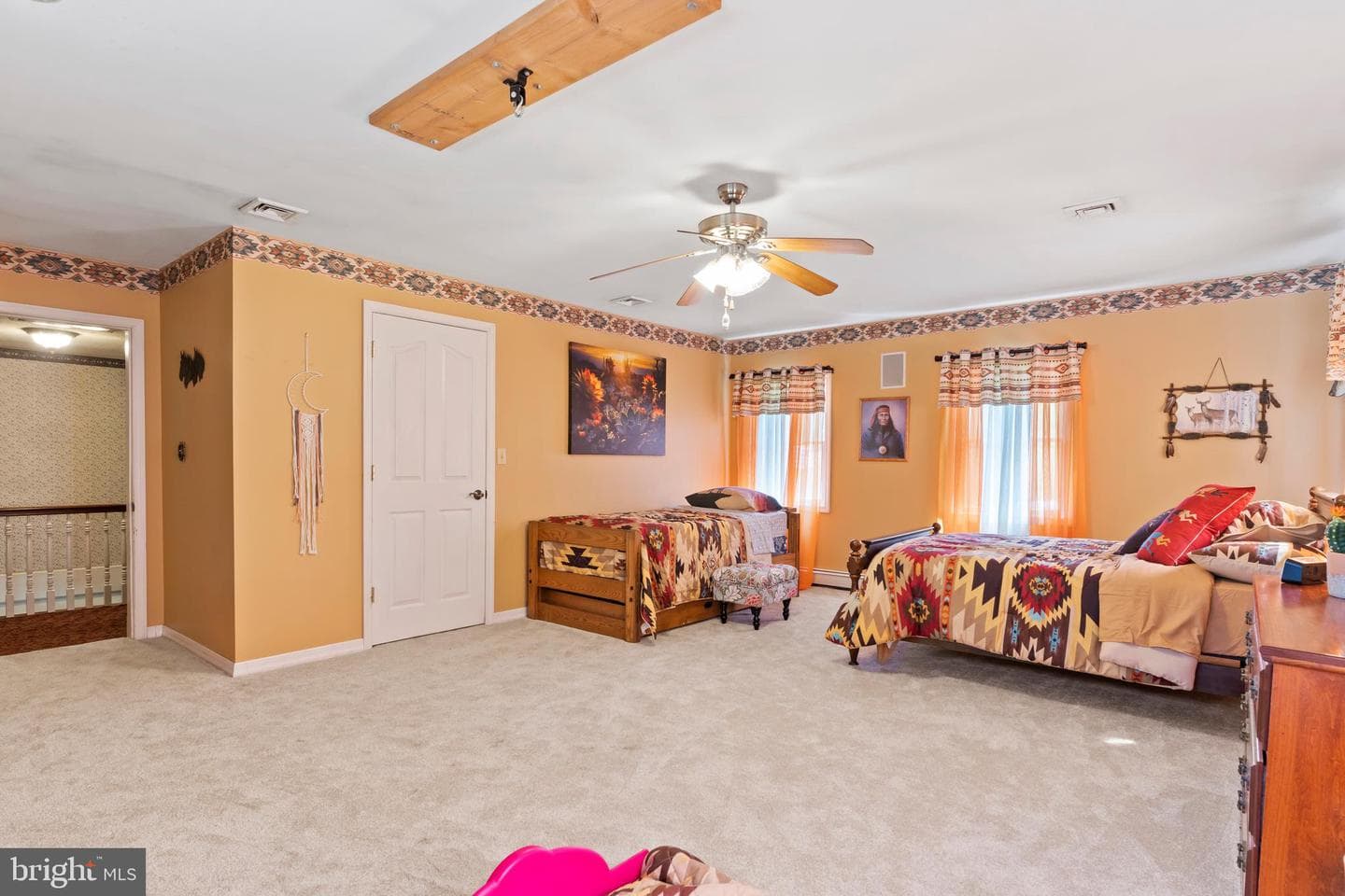 2582 Middle Road photo 32