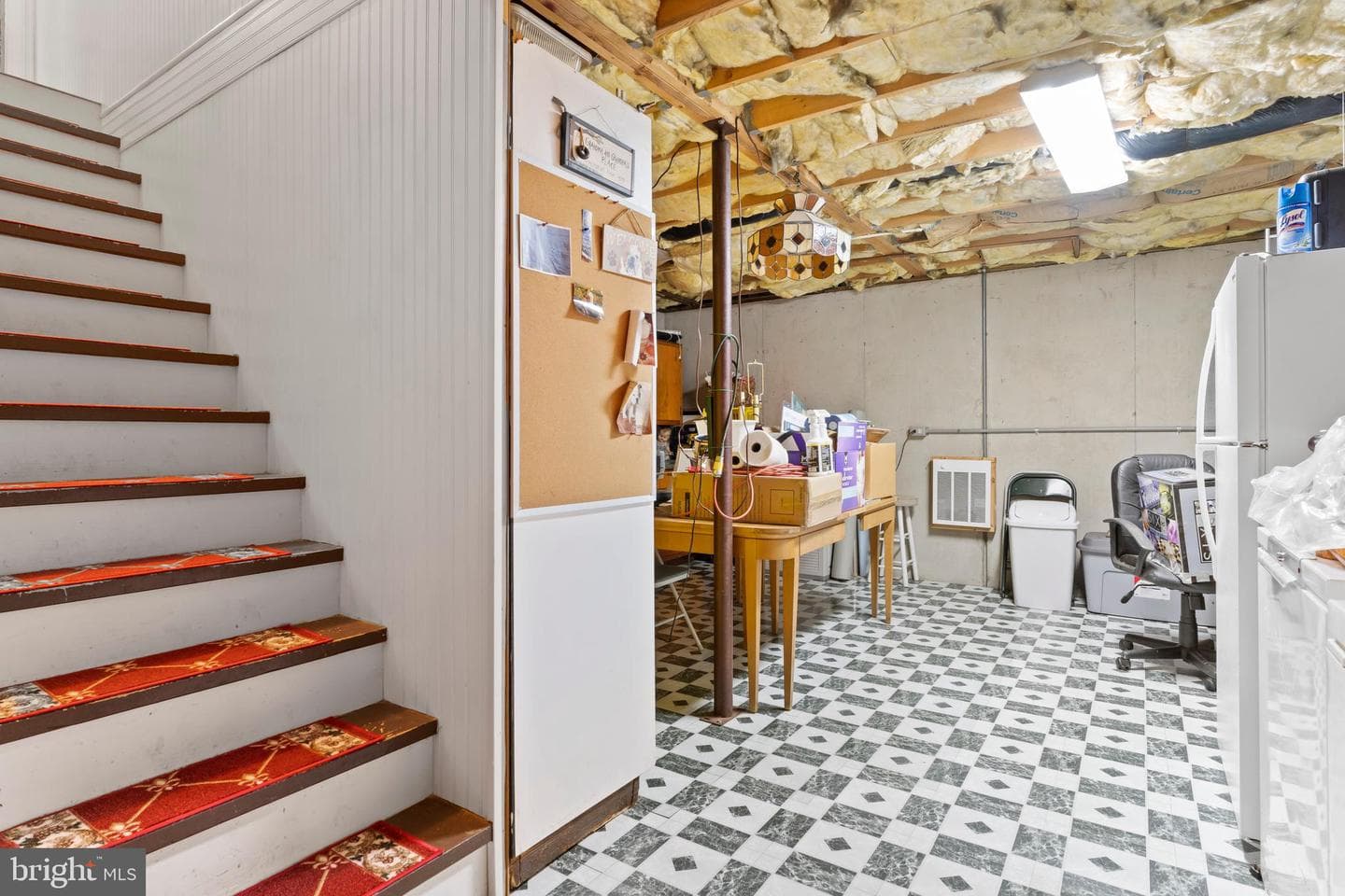 2582 Middle Road photo 35