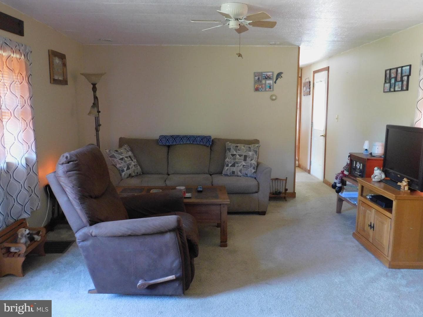 4362 Seven Stars Road photo 3