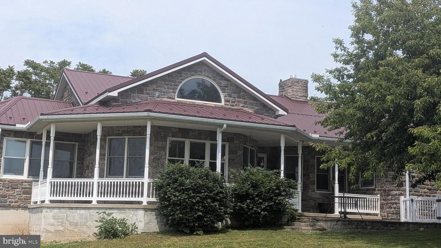 162 Hosler Lane, Thompsontown