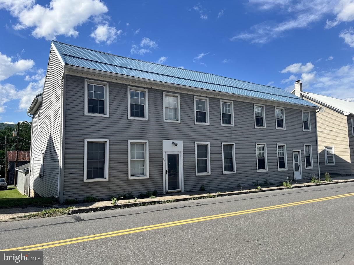535 Main Street, Richfield