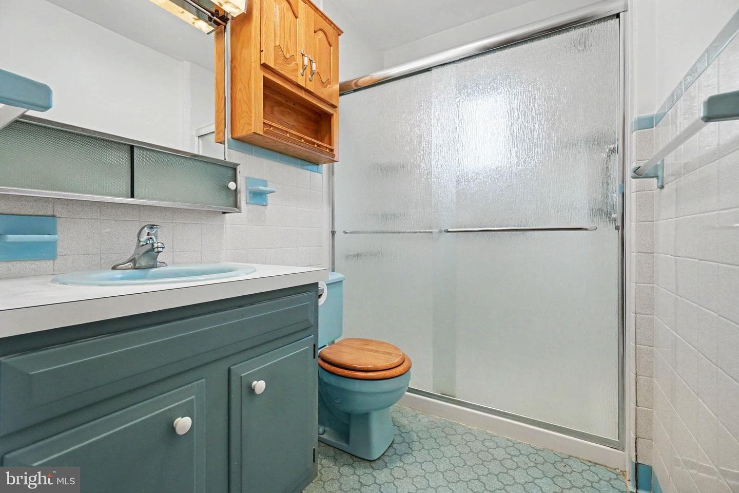 90 Pine Maple Street photo 10
