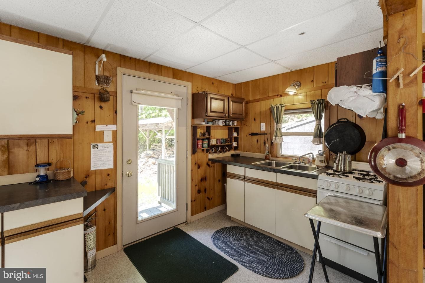 275 Lester Lane photo 36