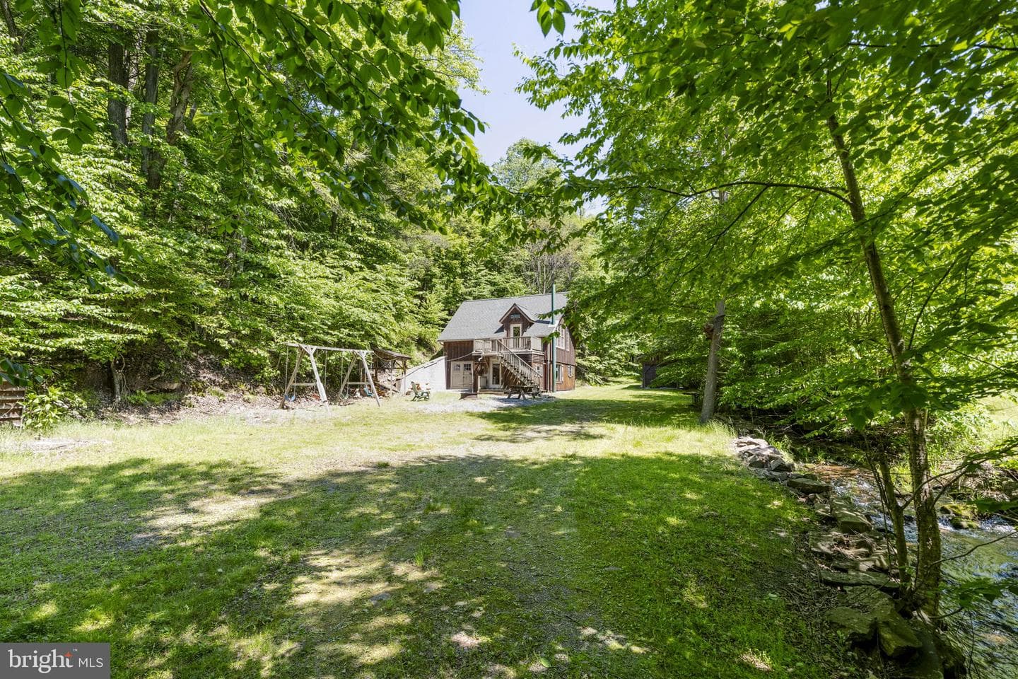 275 Lester Lane photo 4