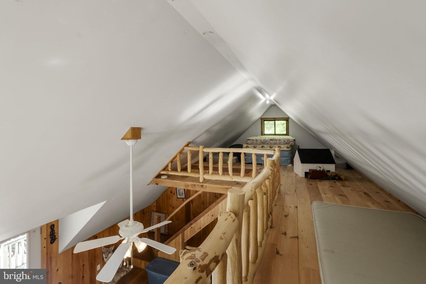 275 Lester Lane photo 56