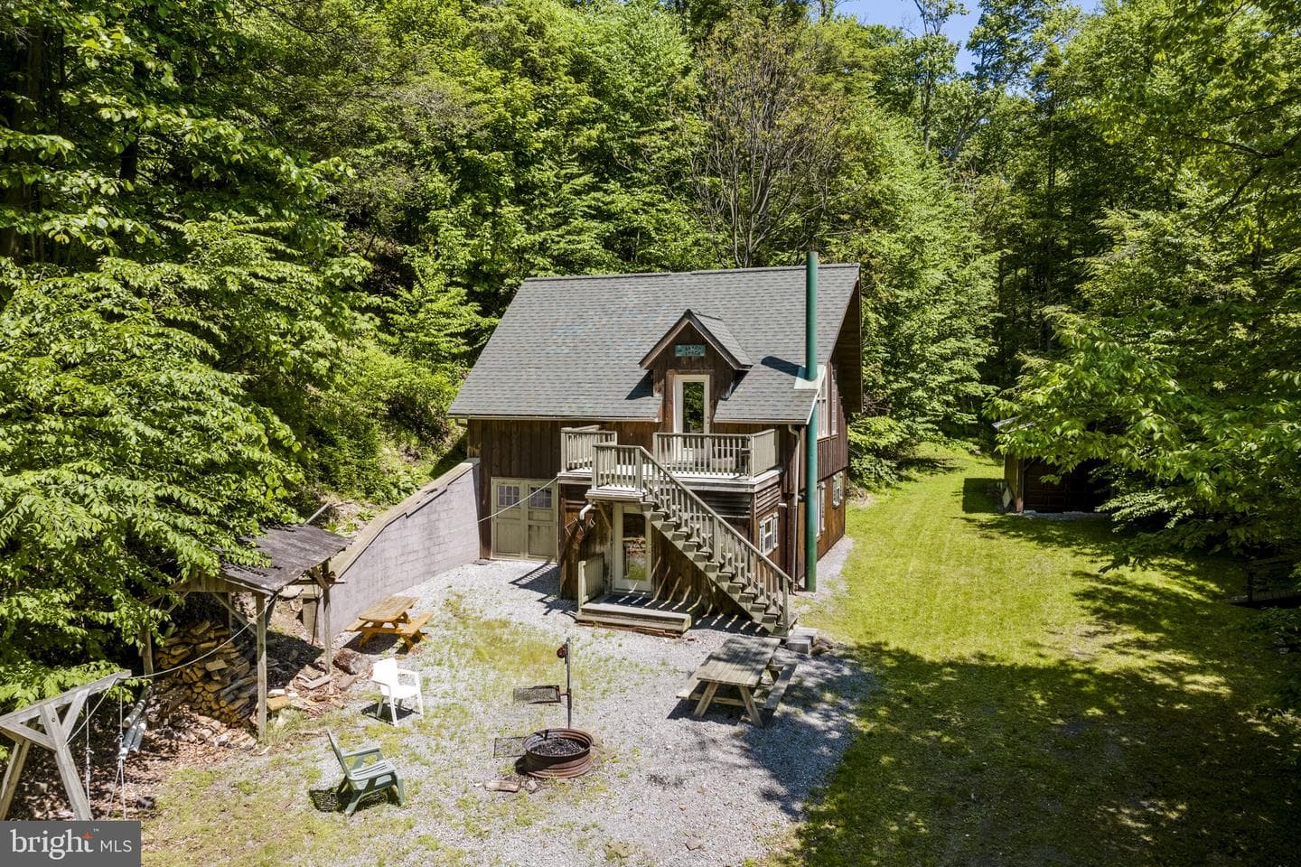 275 Lester Lane photo 9