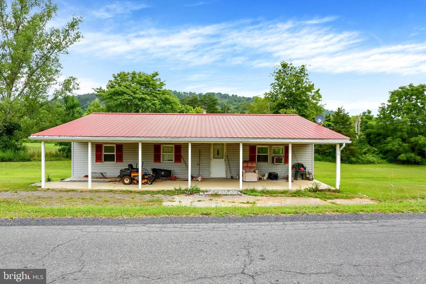 2025 Fairground Road