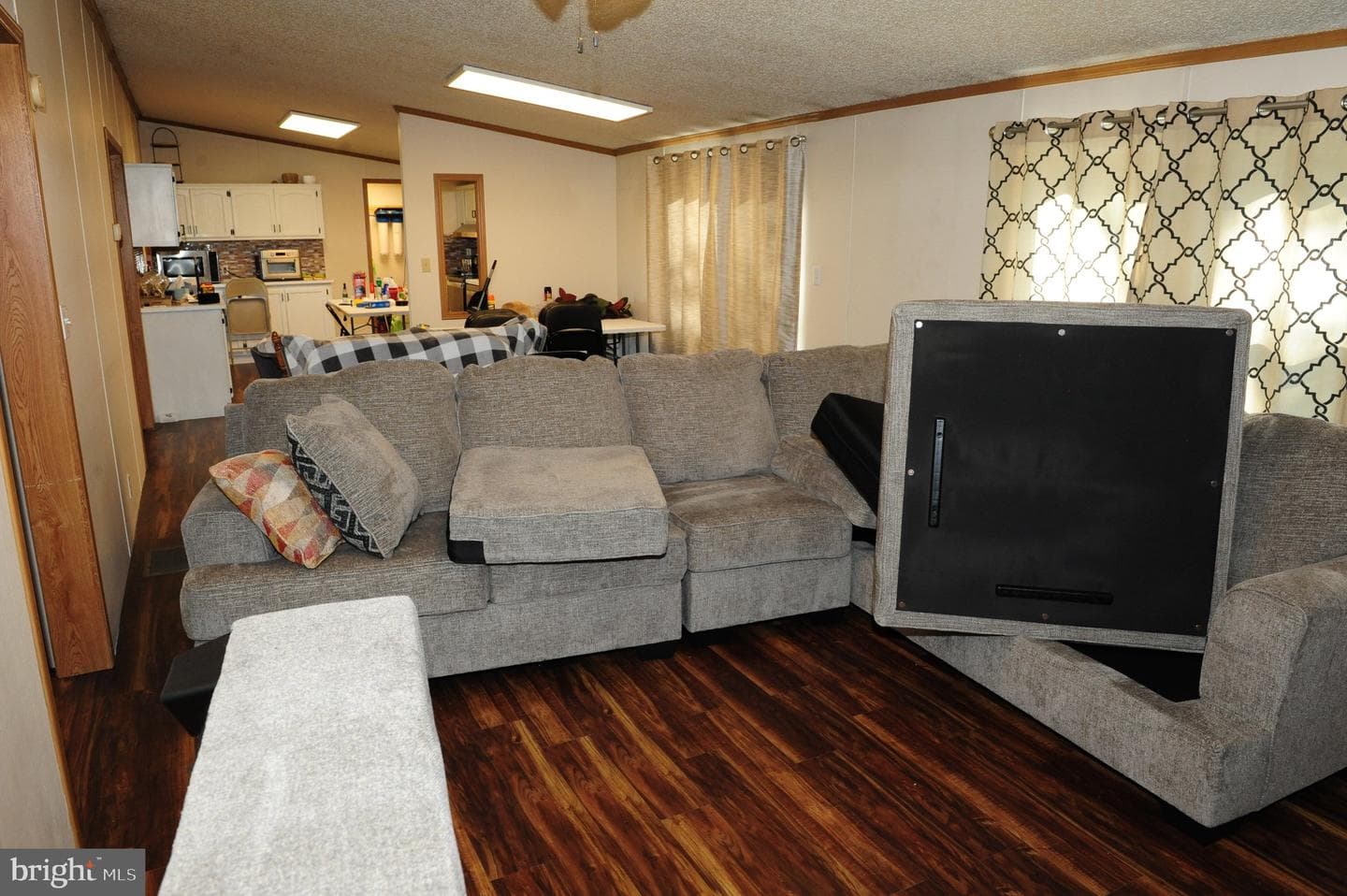 64 Harold Lane photo 13