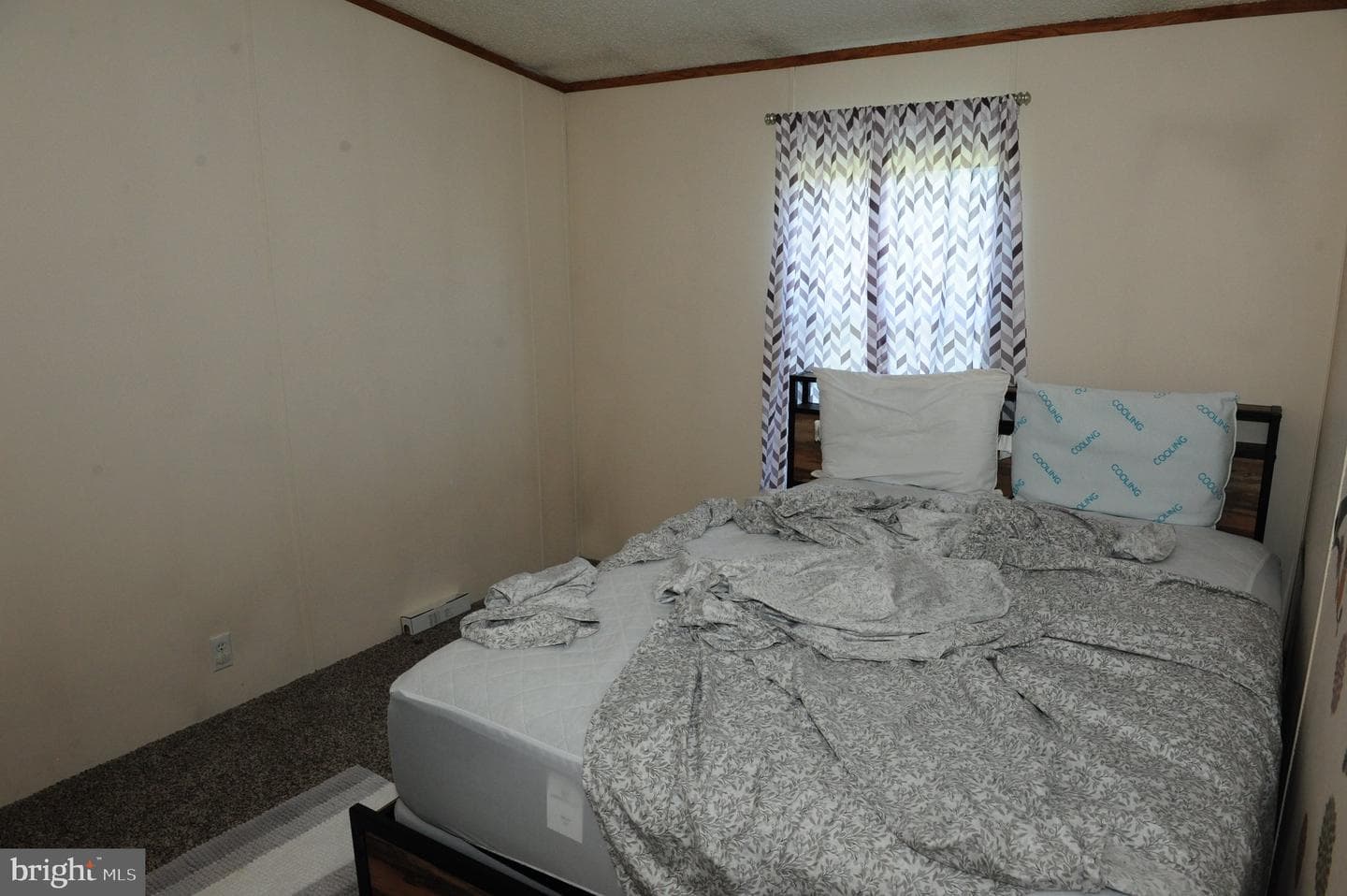 64 Harold Lane photo 15