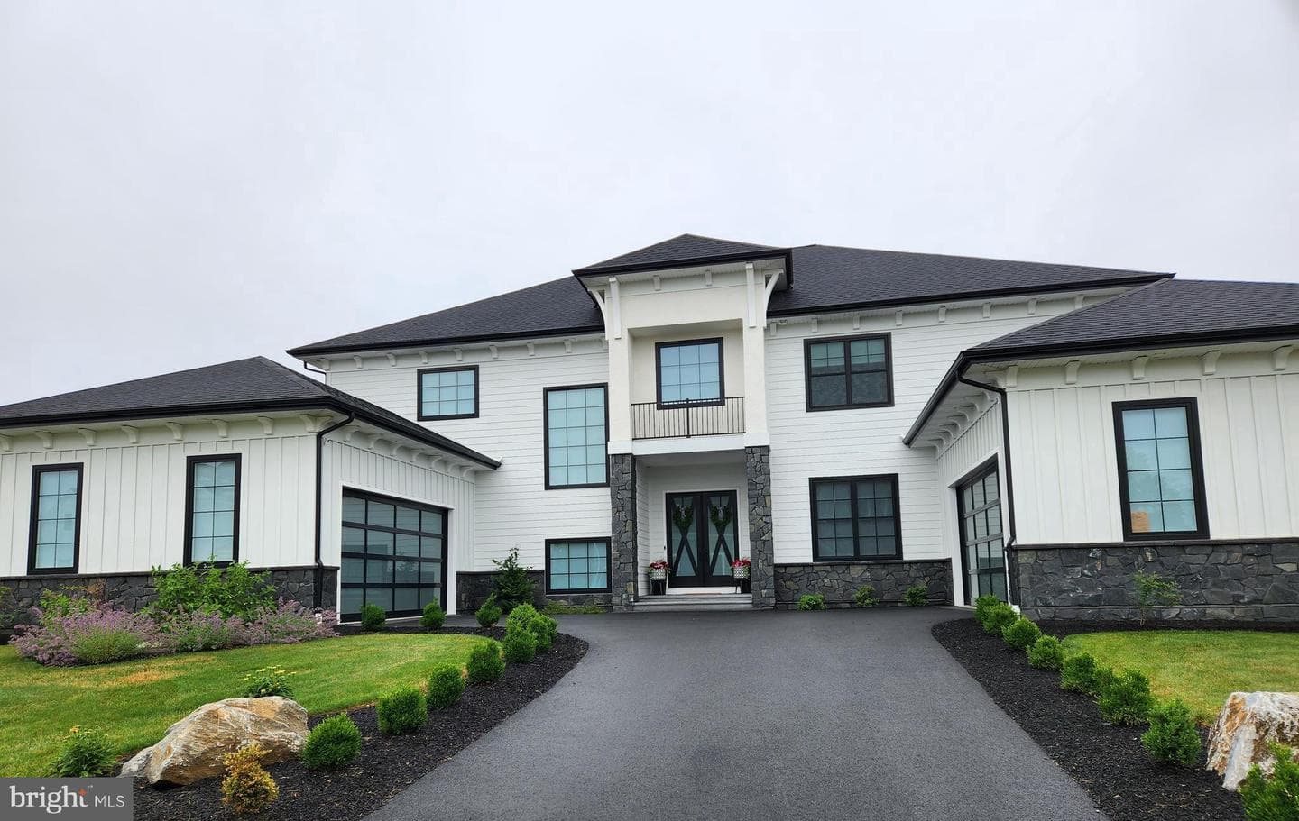 415 Hempfield Hill, Columbia