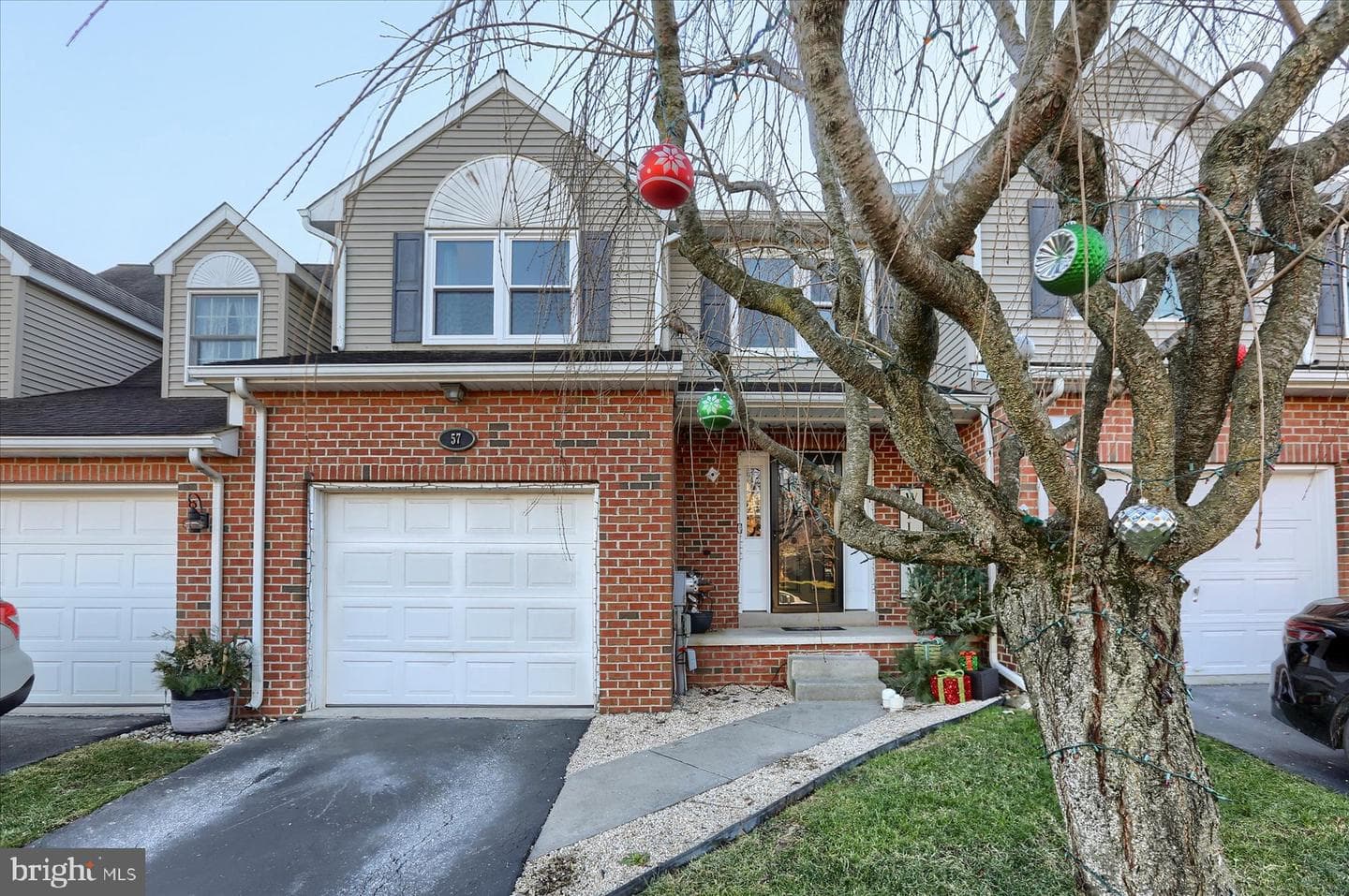 57 Spring Hill Lane photo 2