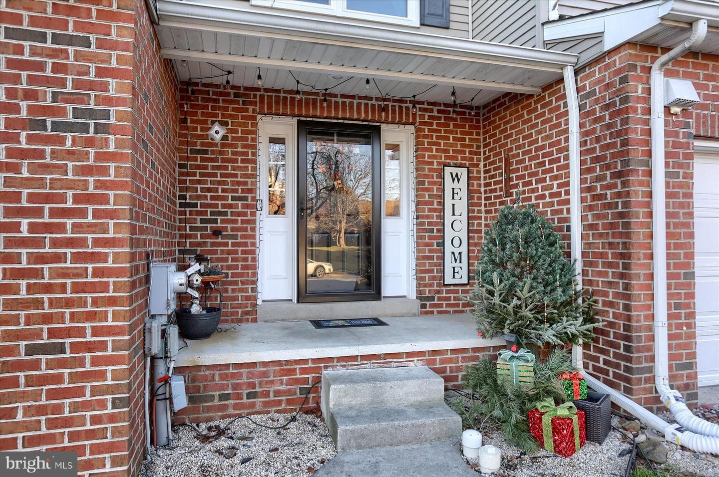 57 Spring Hill Lane photo 4