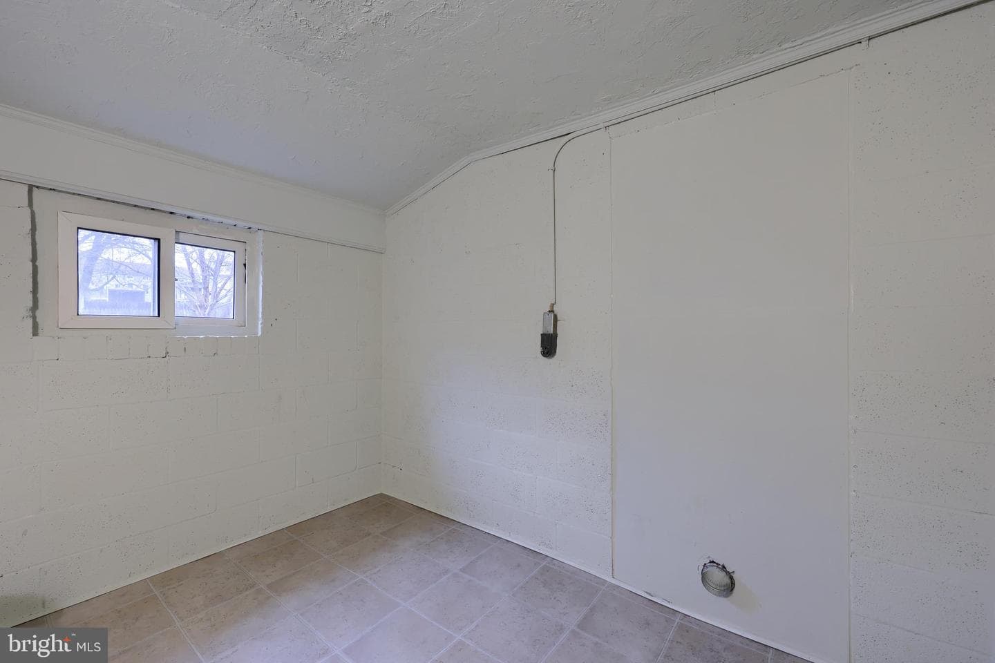 213 Perry Street photo 19